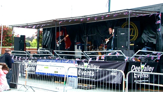 40ft stage band